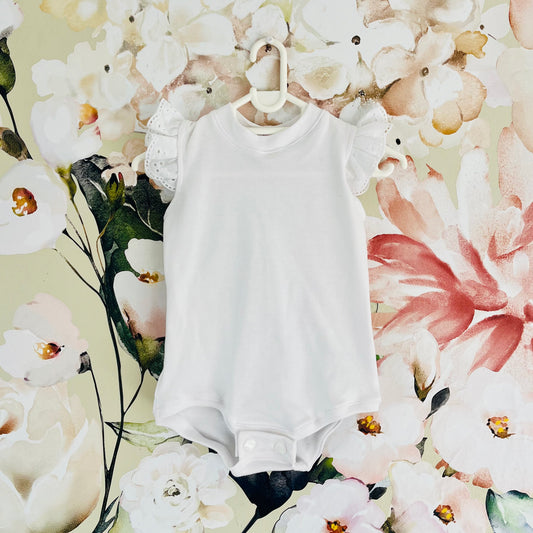 Anglaise Short Sleeve Frilly Onesie - White