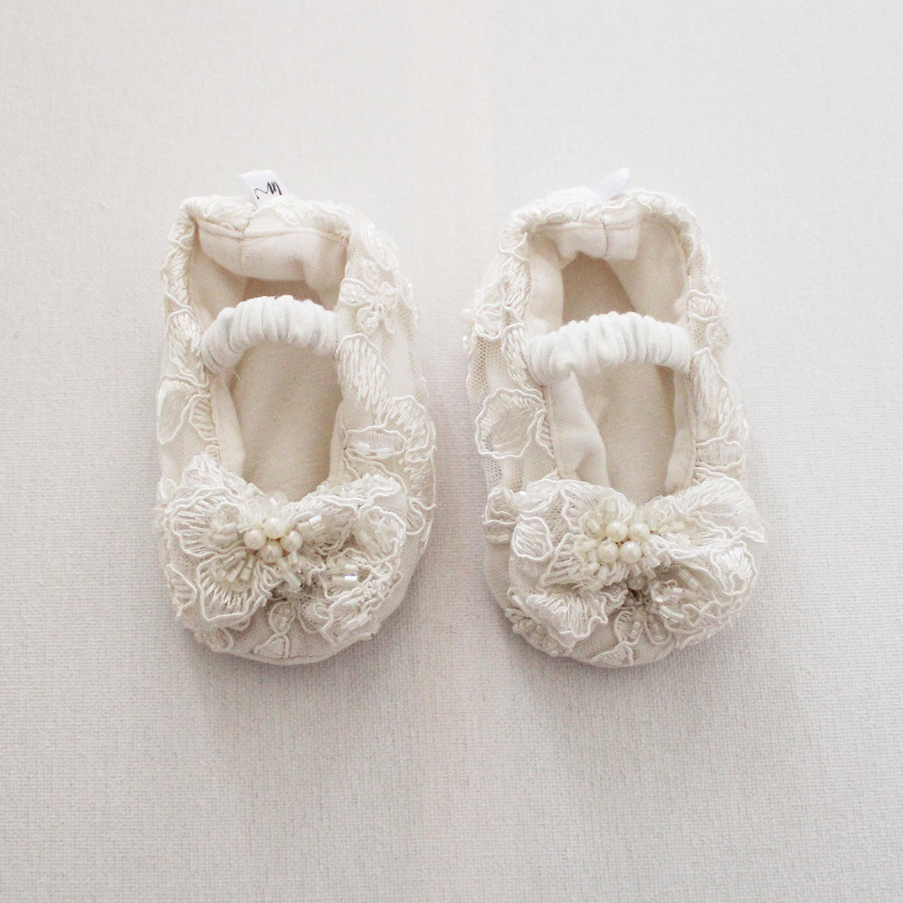 Soft Sole Shoes with bow - Off-white