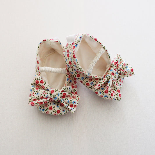 Soft Sole Shoes - Strawberries and Cream