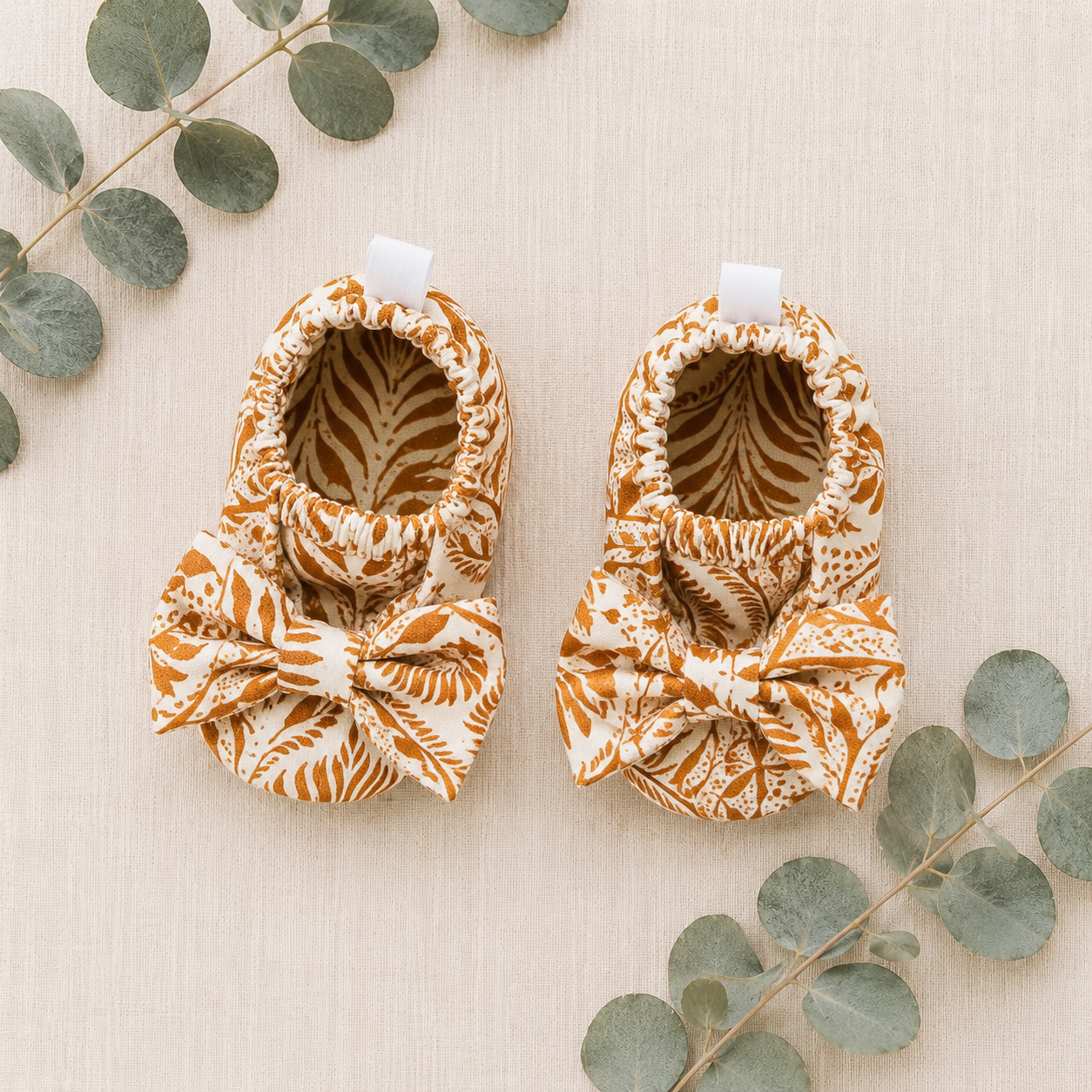 Soft Sole Shoes with bow - Anthea Rust