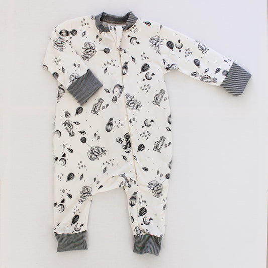 Long sleeve Zipper Onesie - Monochrome Circus