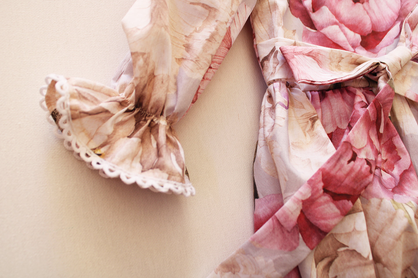 Peonies long sleeve Romper