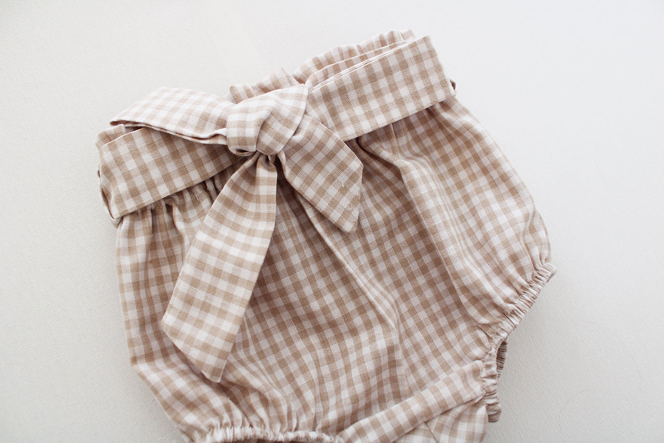 Stone/White Gingham high waist Bloomer with belt