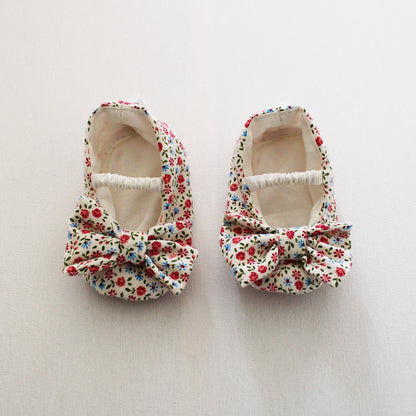 Soft Sole Shoes - Strawberries and Cream